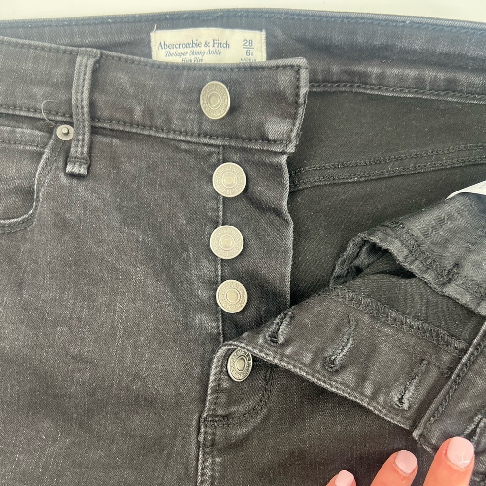 Abercrombie & Fitch black high rise super skinny ankle denim jeans rawhem 28 R - Picture 8 of 13
